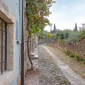 Evaluna Homevacation Bed & Breakfast