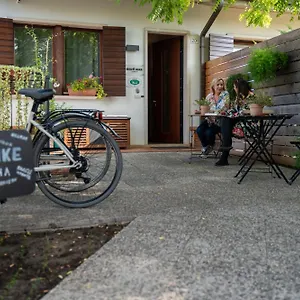 Bed And Bike Affittacamere
