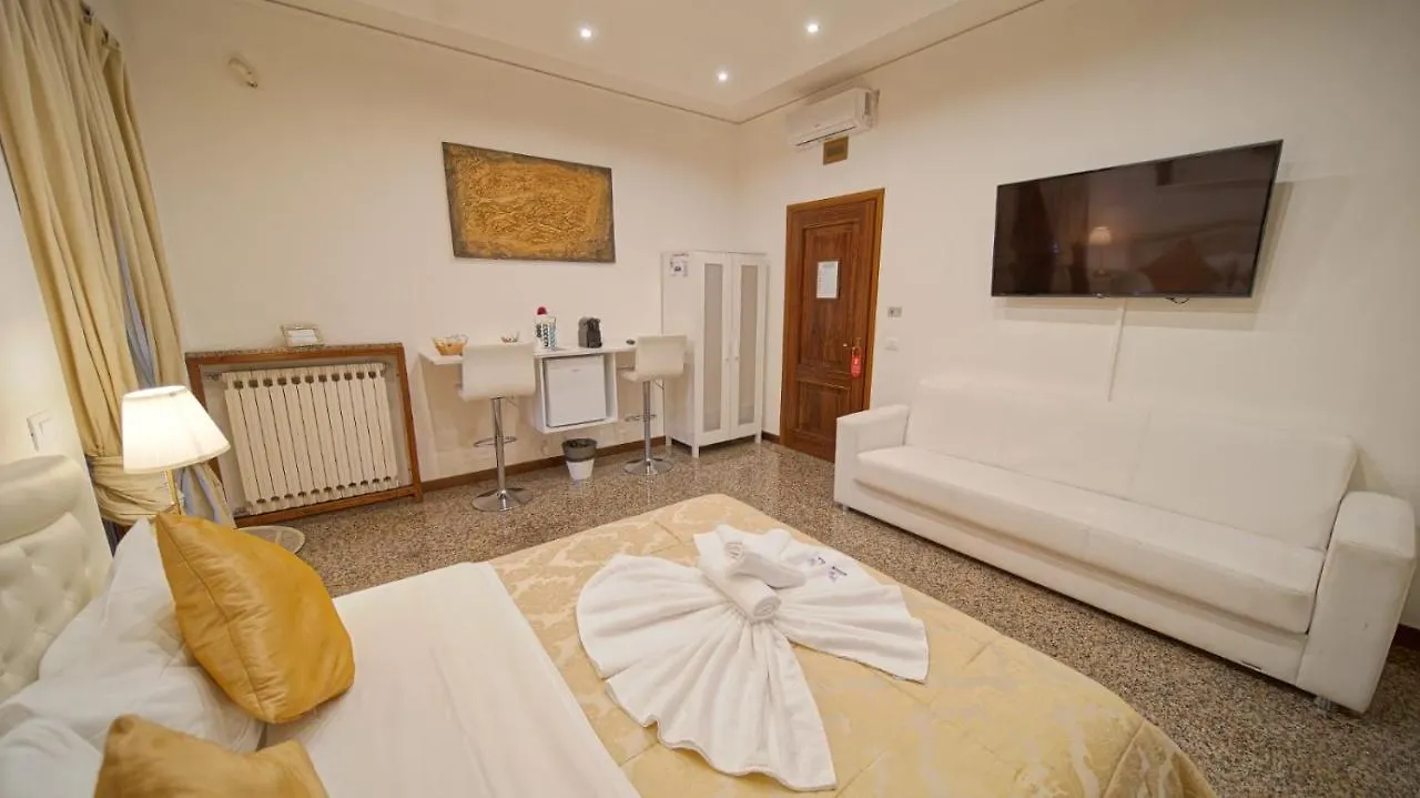 Vitti'S Home Verona Pensionat