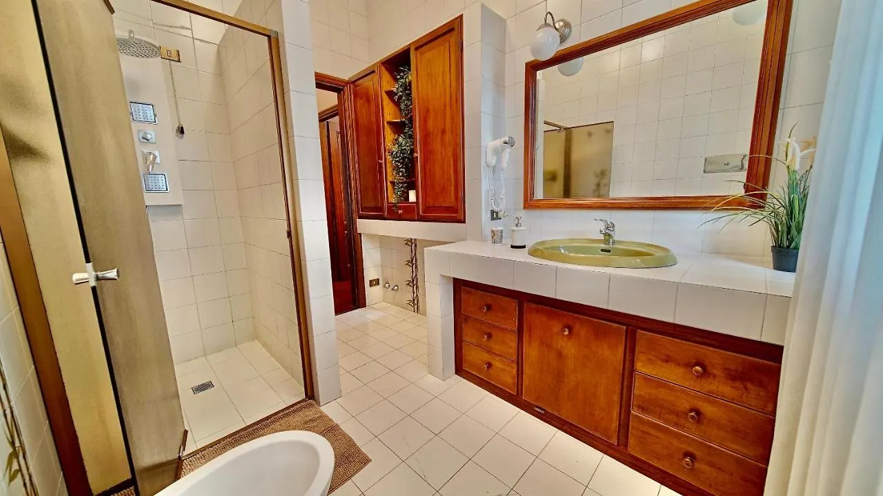 Vitti'S Home Verona Italien