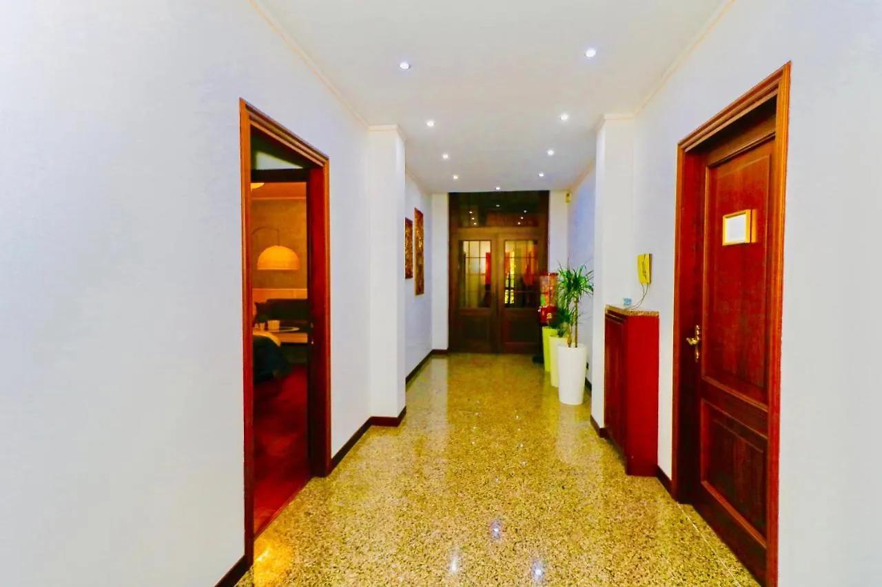 Vitti'S Home Verona